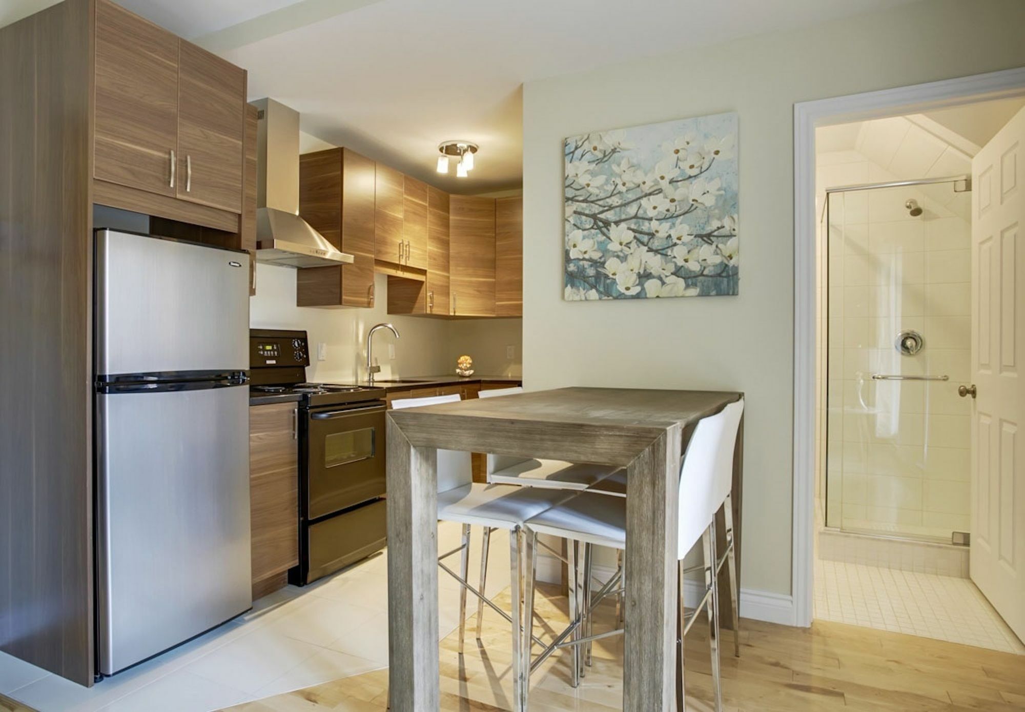 Modern 1br In The Village By Sonder Montreal